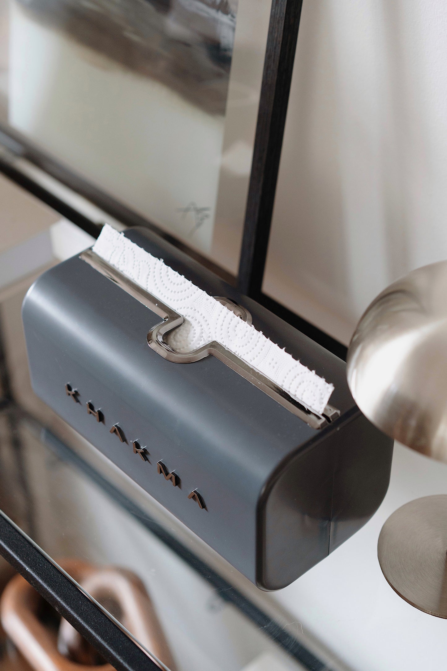 Anthracite Kağıt Havlu Tutucu & Peçetelik – Şık Tasarımlı Dekoratif Fonksiyonel Peçetelik