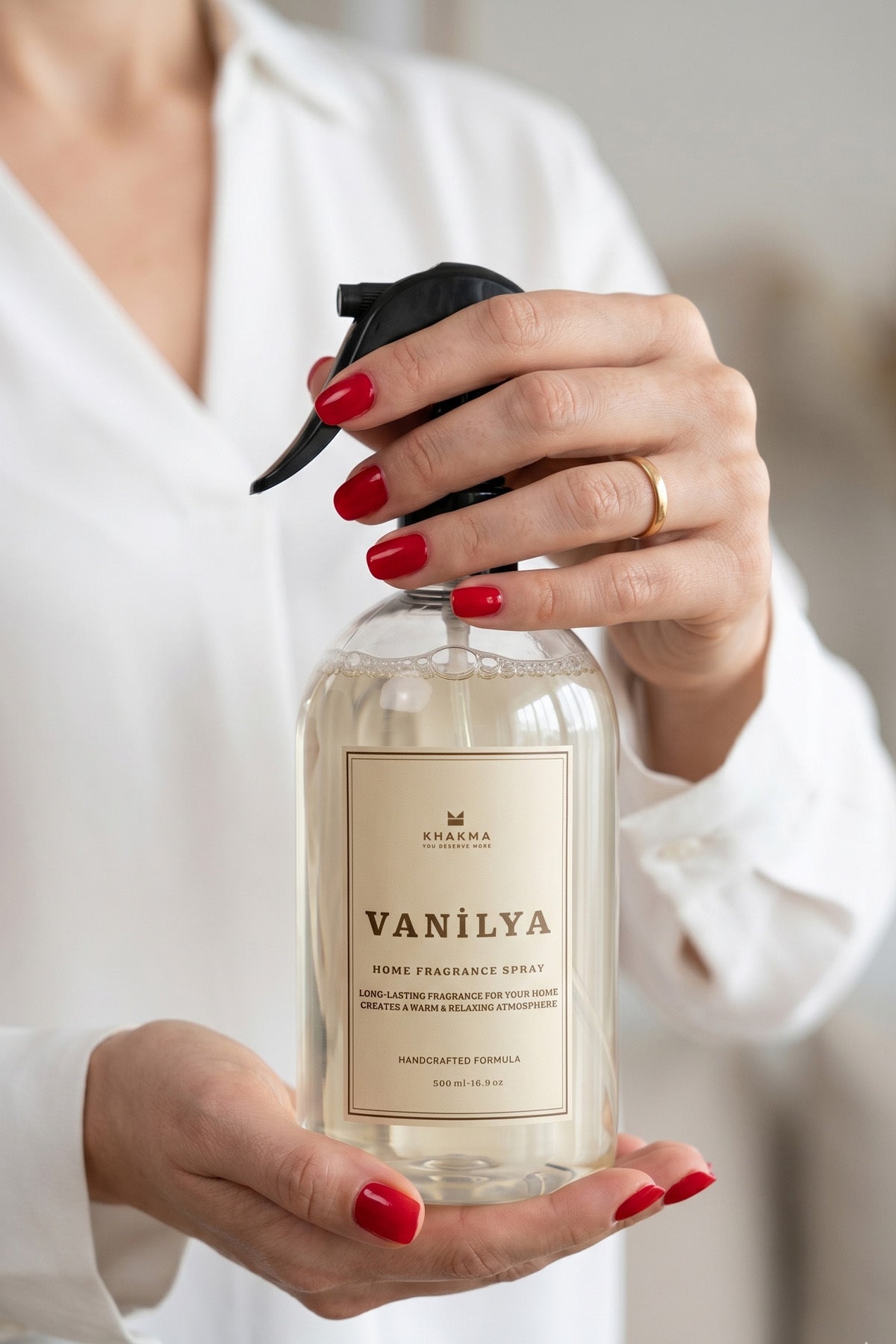 Elde tutulan Khakma Home vanilya kokulu 500 ml oda spreyi