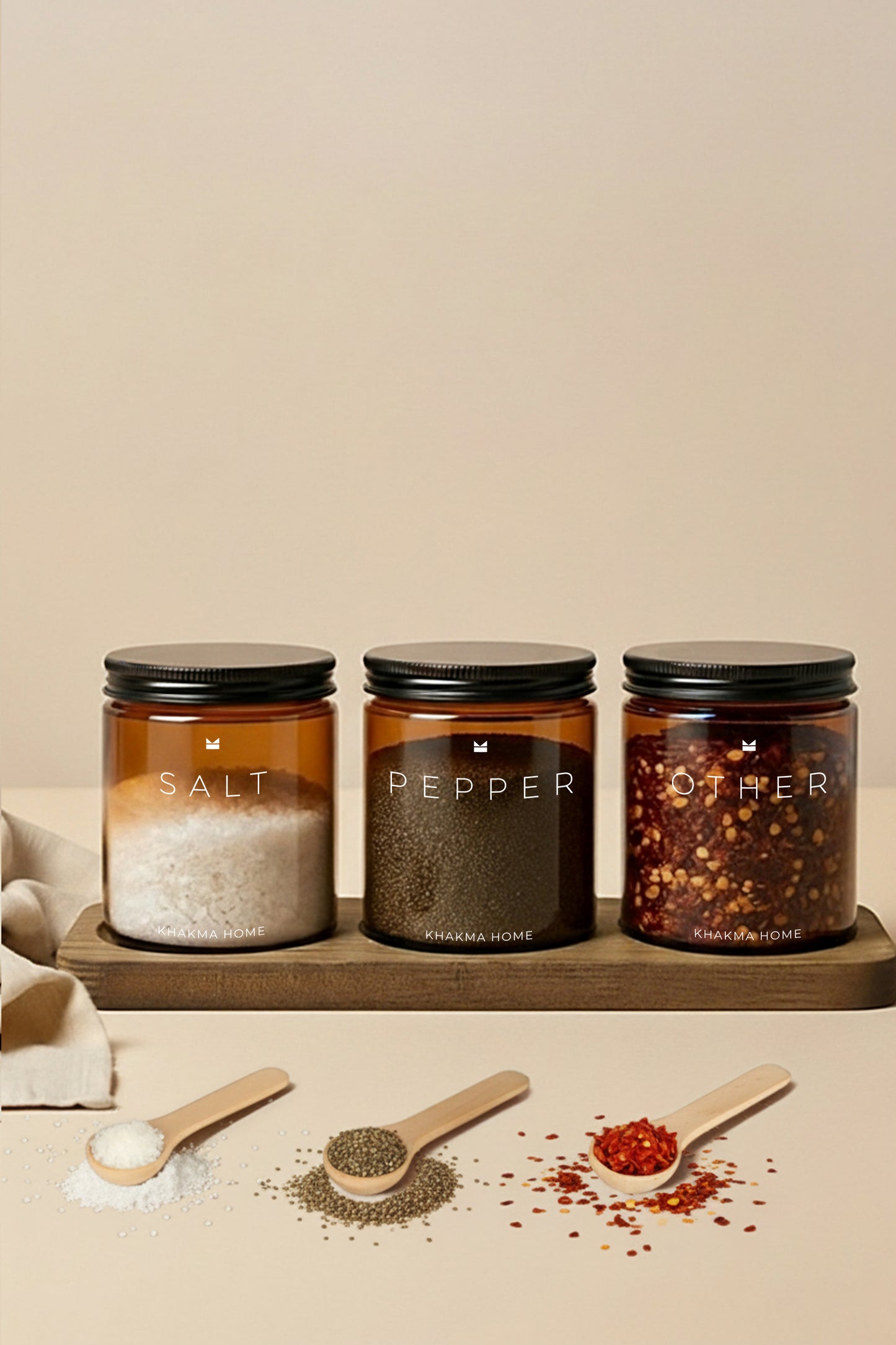 Ahşap Standlı Amber Cam Baharatlık Seti - Salt, Pepper, Other Yazılı – 3'lü Set / 250 ml