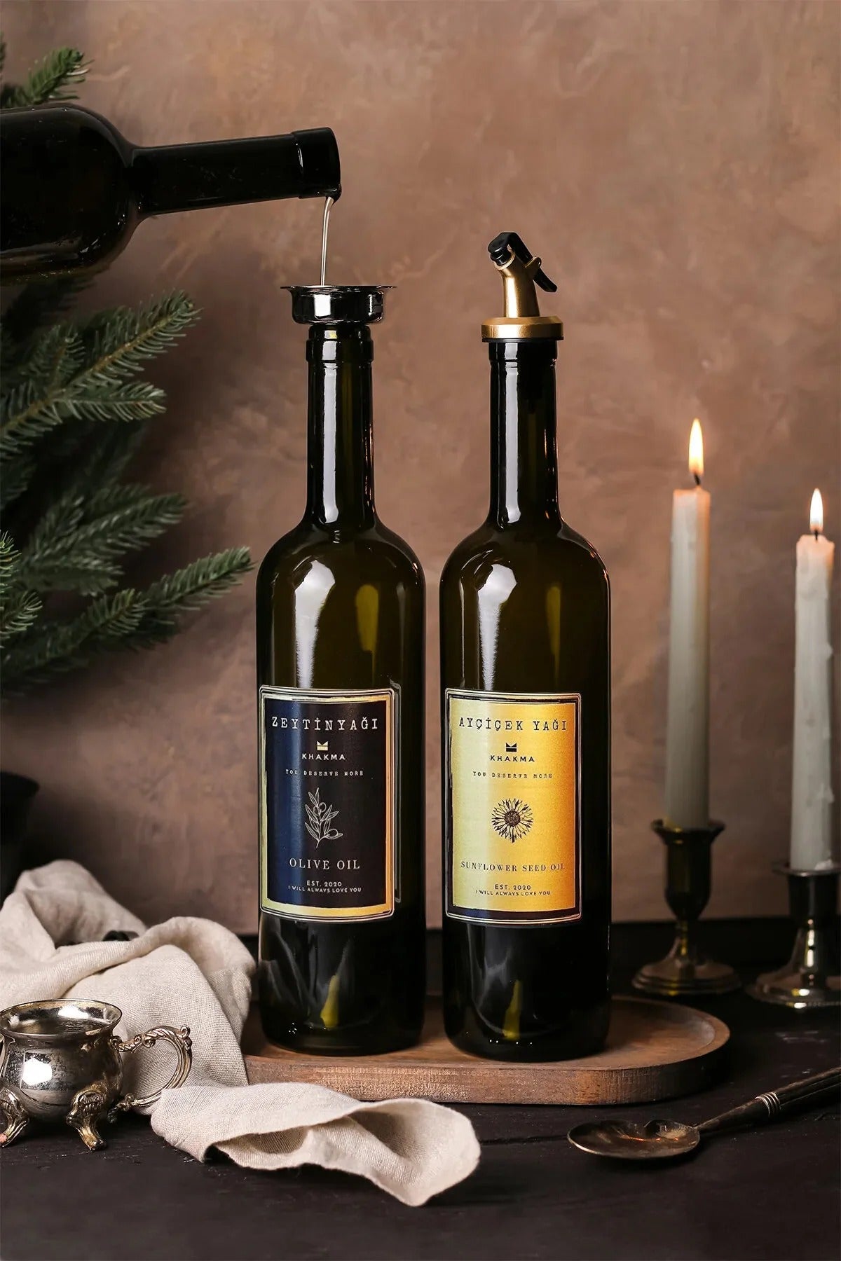 Ahşap Stantlı Amber Gold 2'li 750 Ml Zeytinyağı Sıvıyağ Şişesi Yağdanlık Yağlık 750stantlırg