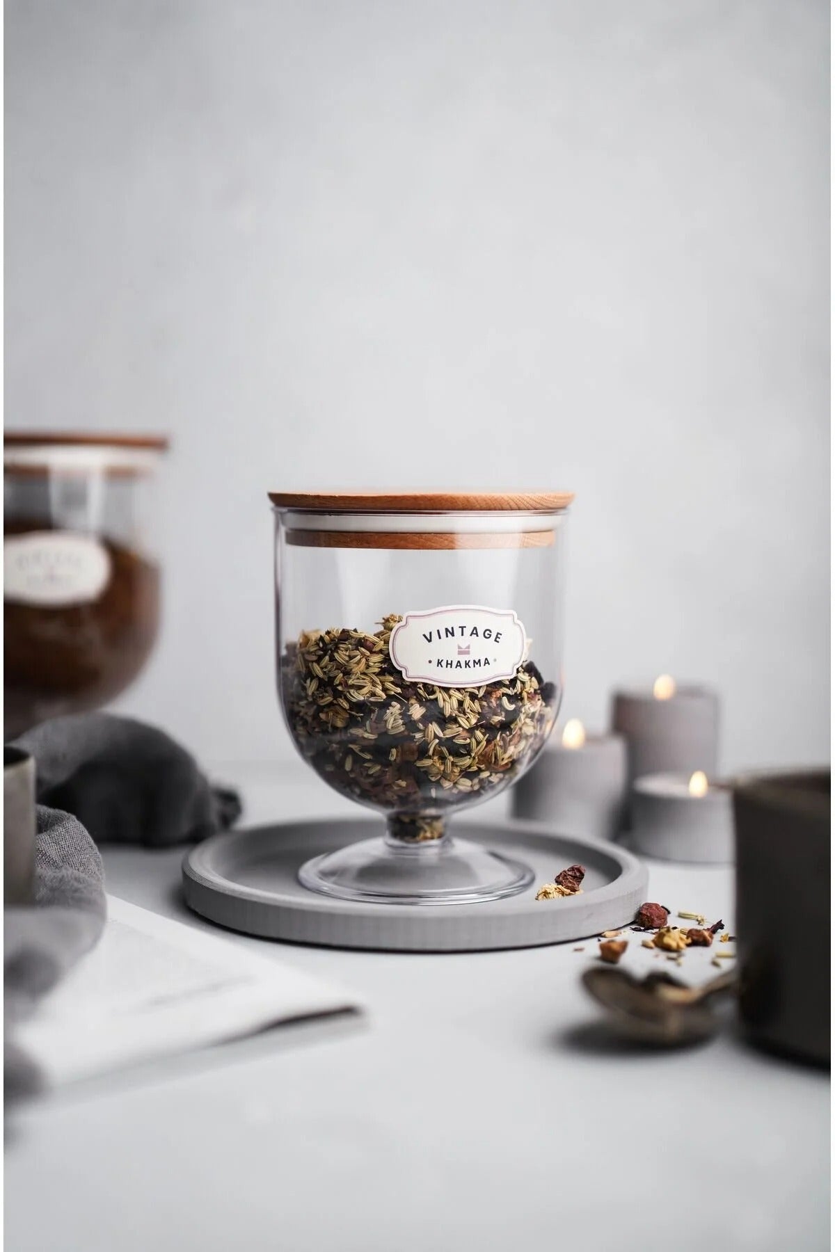 DEKORATİF VAKUM-AHŞAP KAPAKLI MİKA 0,8lt MISIR GEVREĞİ-YULAF-KURABİYE-KURUYEMİŞ SAKLAMA KABI