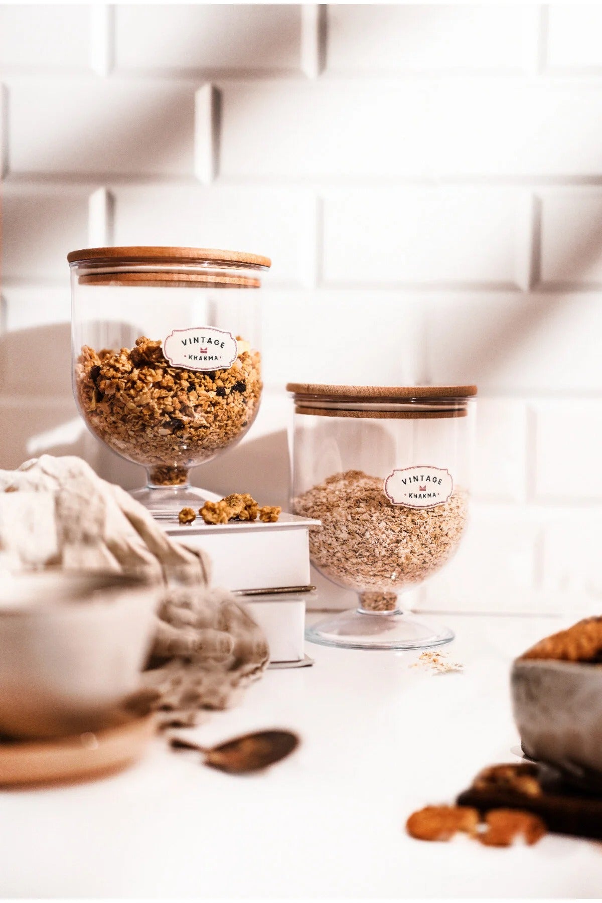 DEKORATİF 3 ADET VAKUM-AHŞAP KAPAKLI MİKA 1,5lt MISIR GEVREĞİ-YULAF-KURABİYE-KURUYEMİŞ SAKLAMA KABI