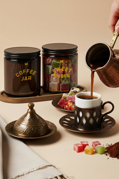 Ahşap Standlı Amber Cam Kahve ve Şeker Kavanozu Seti–Coffee Jar&Sweet Cubes Yazılı–Kaşıklı 2'li Set