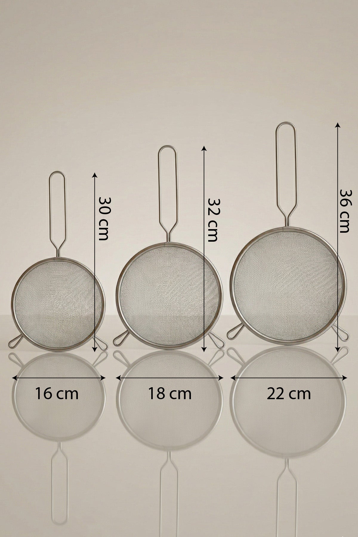 3'lü çelik süzgeç setinin 16, 18, 22 cm çap ve 30, 32, 36 cm boy ölçüleri