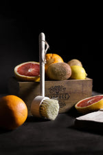 Load image into Gallery viewer, Ahşap Saplı Meyve Sebze Ve Bulaşık Fırçası
