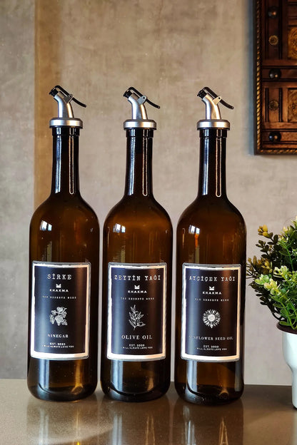 Sirke, zeytinyağı ve ayçiçek yağı siyah etiketli 750 ml amber cam yağdanlıklar