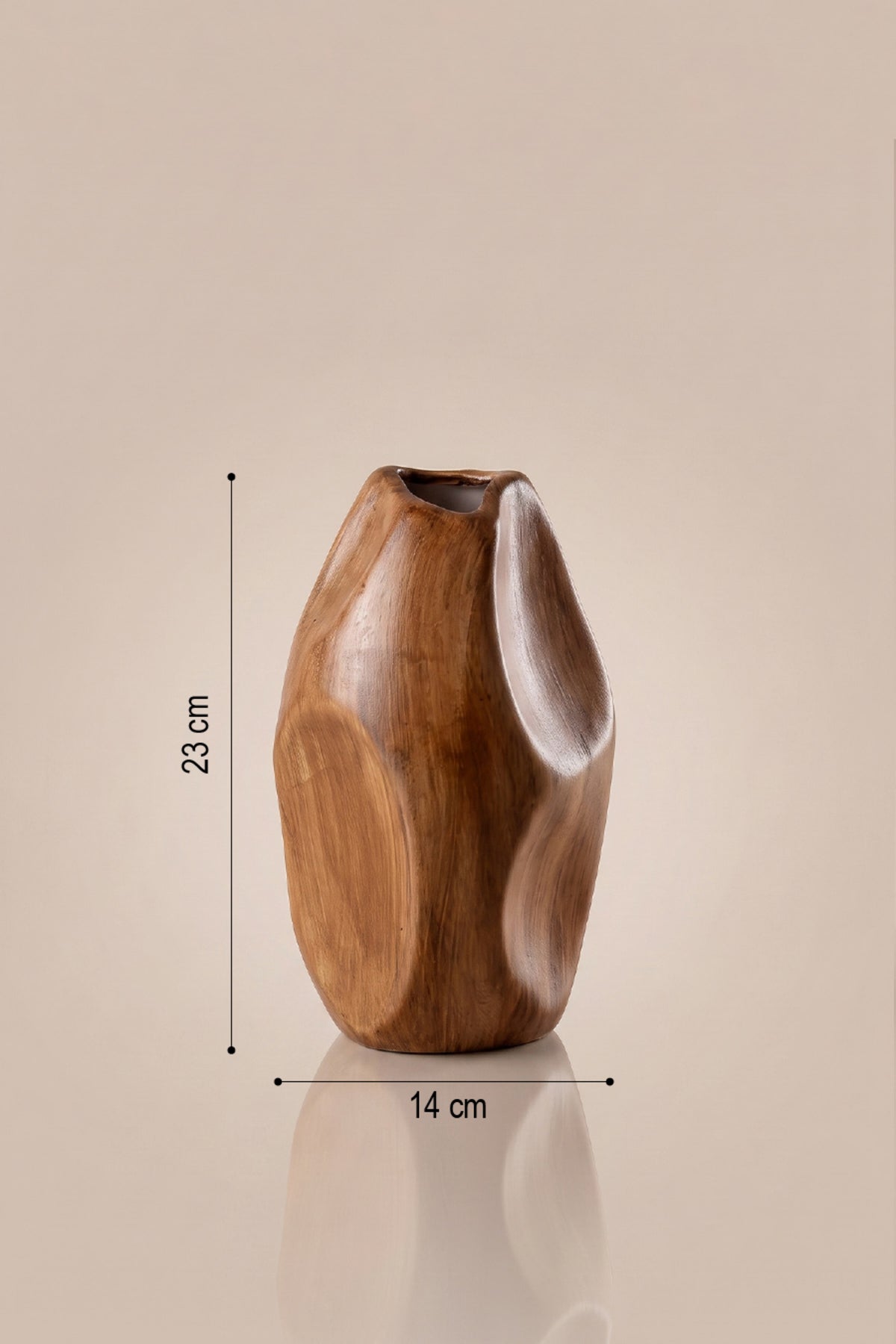 Kahverengi boho vazo 14x23 cm ölçü çizgileriyle