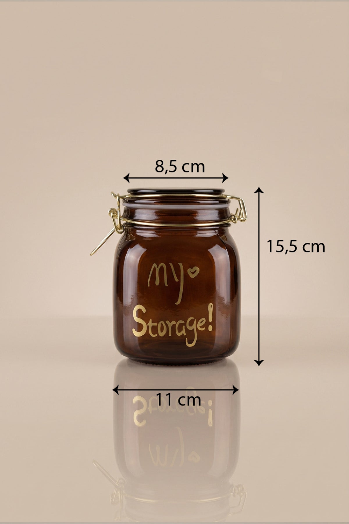 Amber cam kavanozun ölçüleri: 15,5 cm yükseklik, 8,5 cm ağız, 11 cm taban çapı
