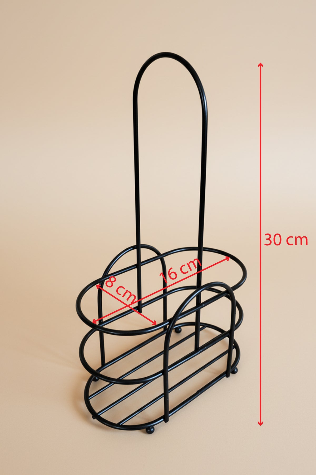 Siyah metal yağdanlık standının 30 cm yükseklik, 16 ve 8 cm taban ölçüleri
