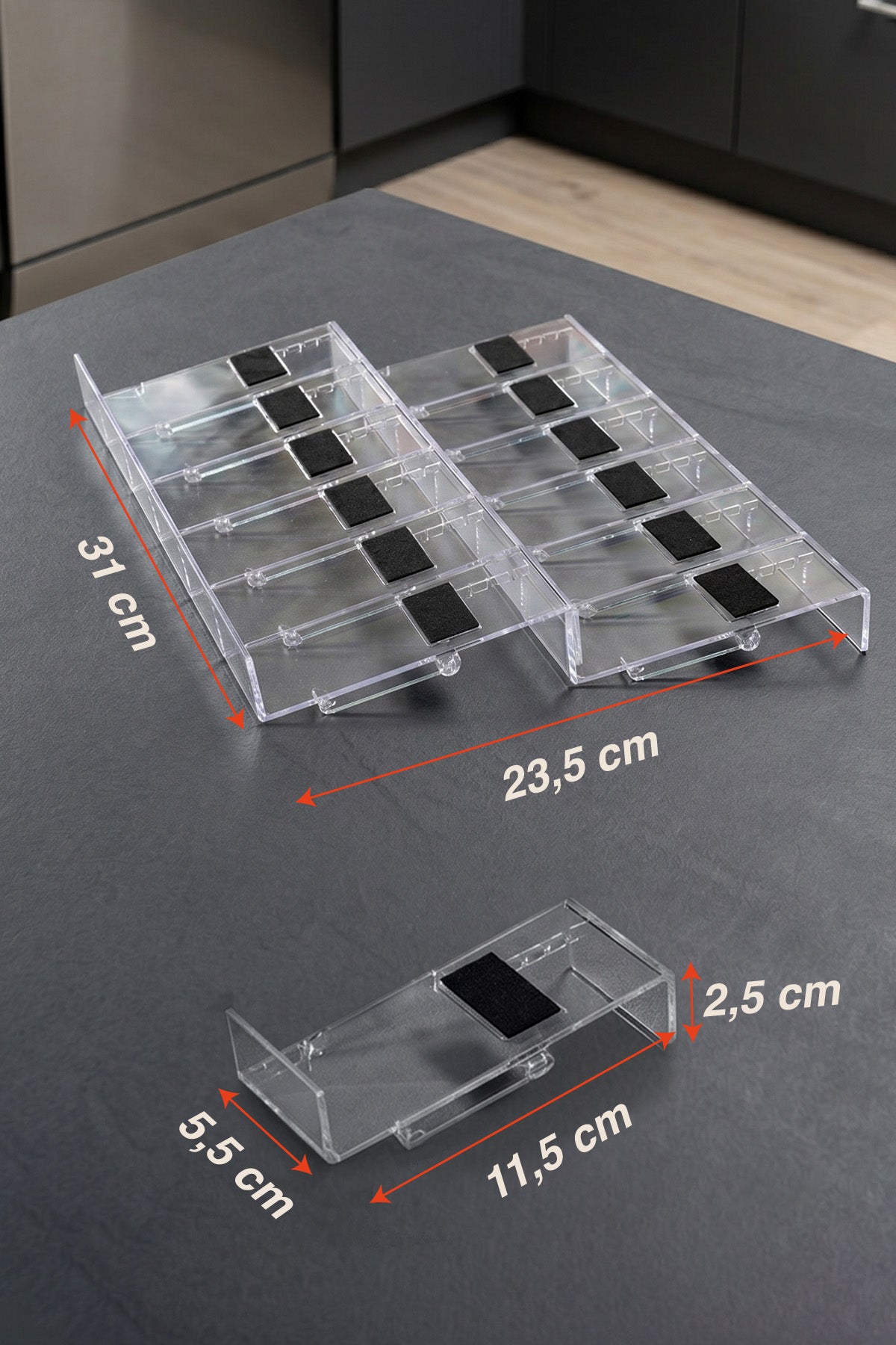 Modüler baharatlık standı ölçüleri: tek modül 11,5 x 5,5 x 2,5 cm, birleşim 31 x 23,5 cm