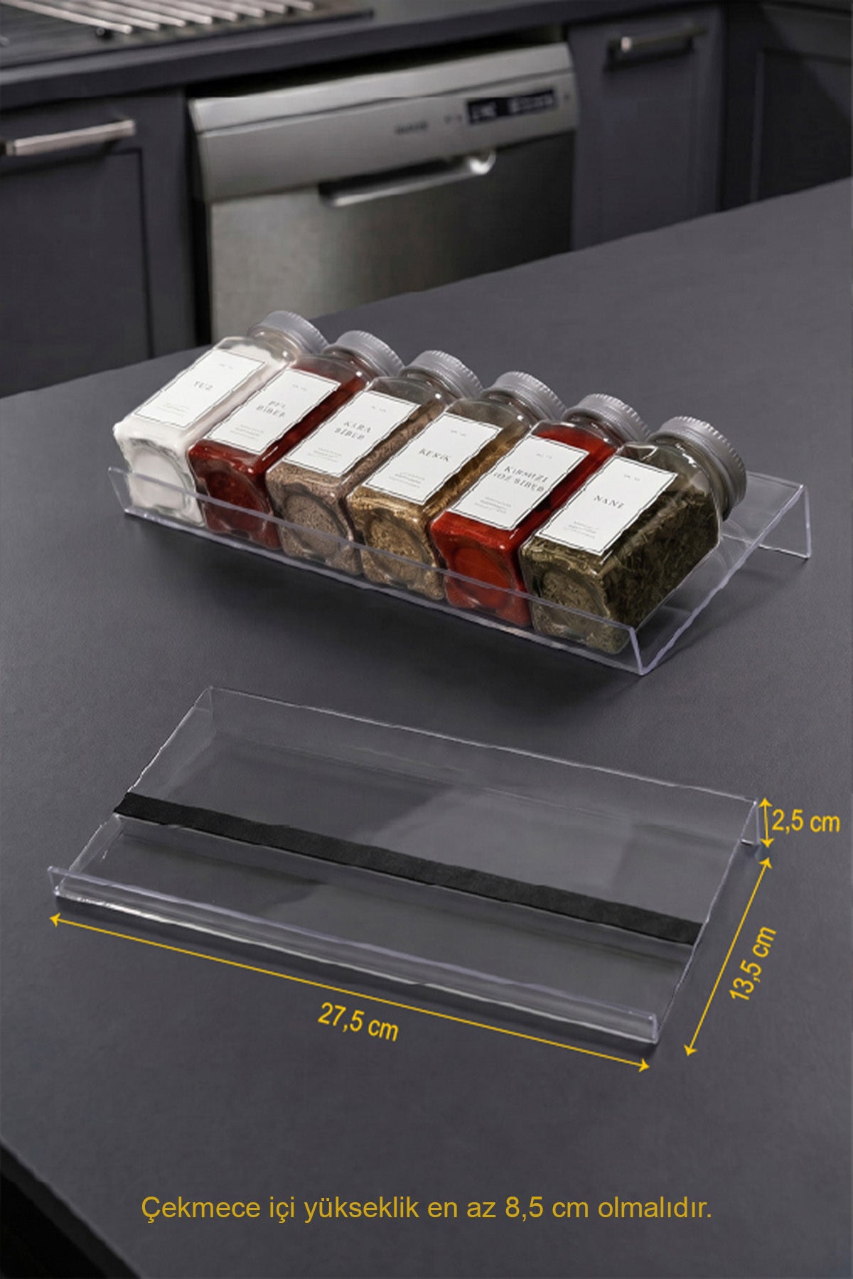 Pleksi stand ölçüleri 27,5 x 13,5 x 2,5 cm, çekmece yüksekliği en az 8,5 cm