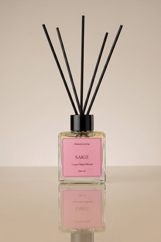 Pembe etiketli 100 ml sakız kokulu bambu çubuklu oda kokusu, kare cam şişe