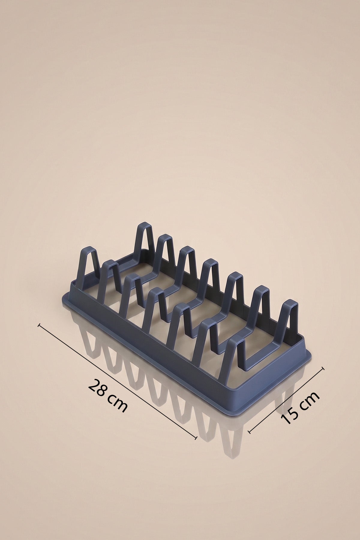 Gri kapak organizeri ölçüleri: 28 x 15 cm