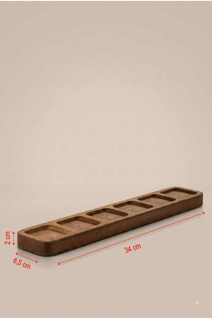 Altı yuvalı uzun ahşap baharatlık standı ve 34 x 6,5 x 2 cm ölçüleri