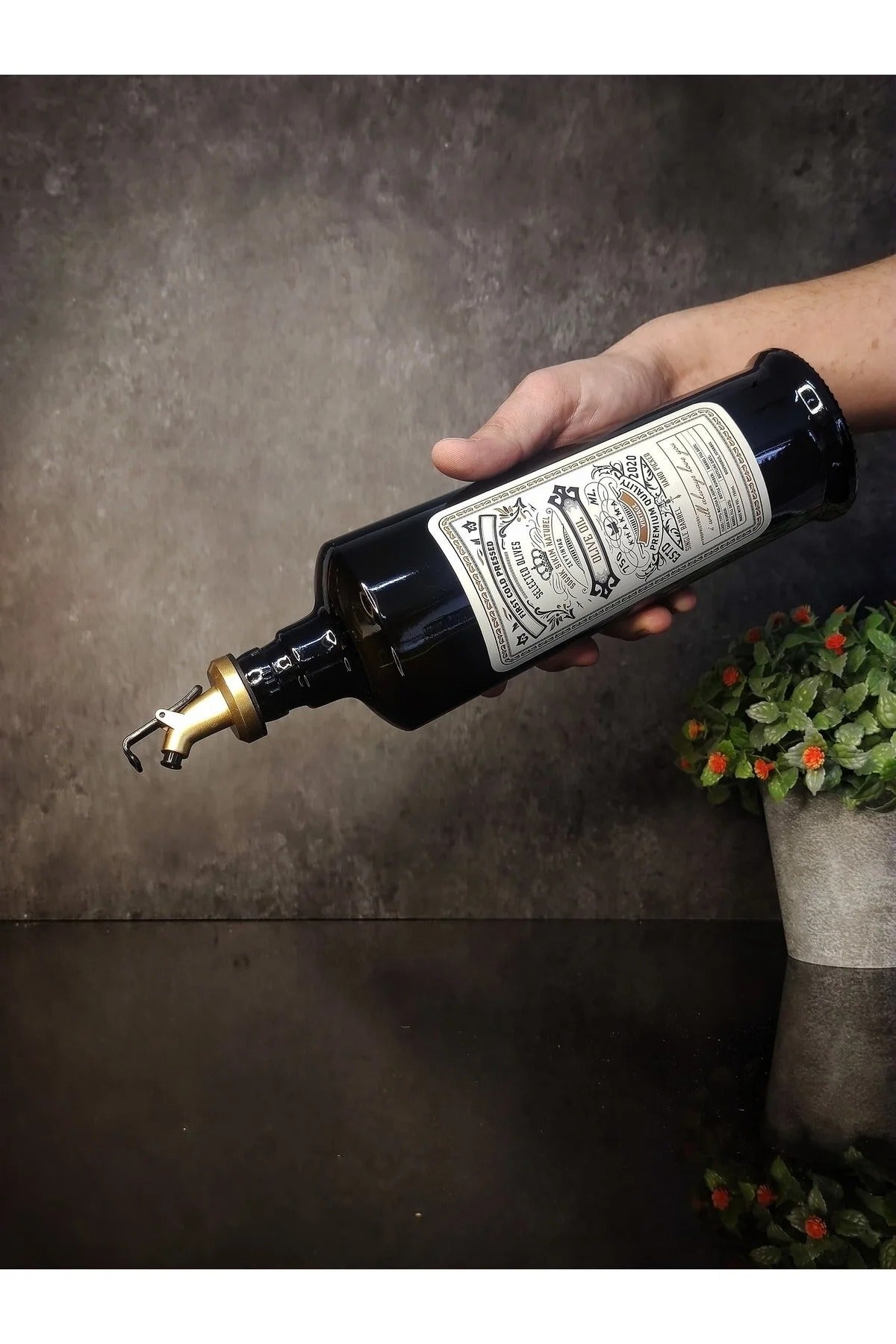 750 Ml Siyah Renkli Italyan Cam Yağdanlık Vintage Yağlık Gold Başlık